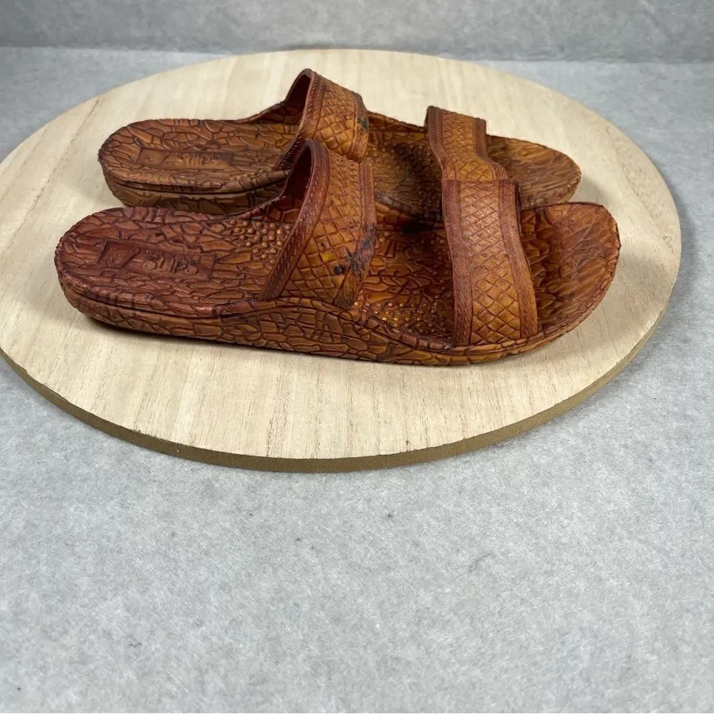 Hawaii J Slips Sandals Brown Tiki Textured Unisex Slip Ons Mens 6.5 Womens 8